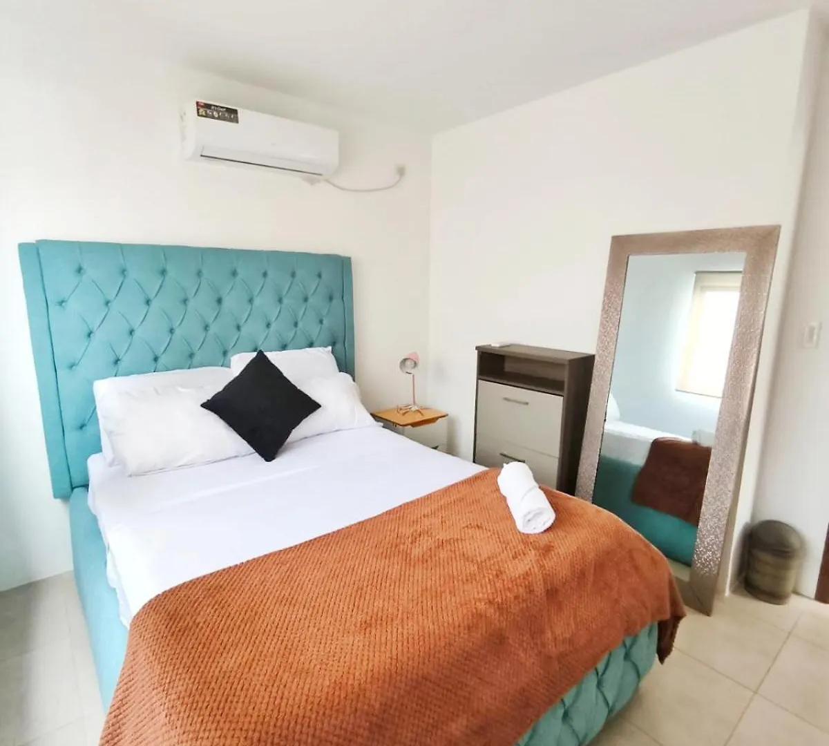 Nueva Hermosa Casa Via Samborondon Coliving Ecuador Guayaquil Apartment